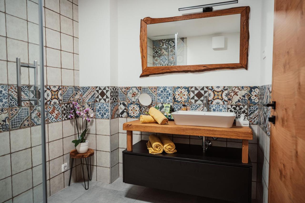 Ferienwohnung Kocbek Since 1929 Sveti Jurij ob Scavnici Exterior foto